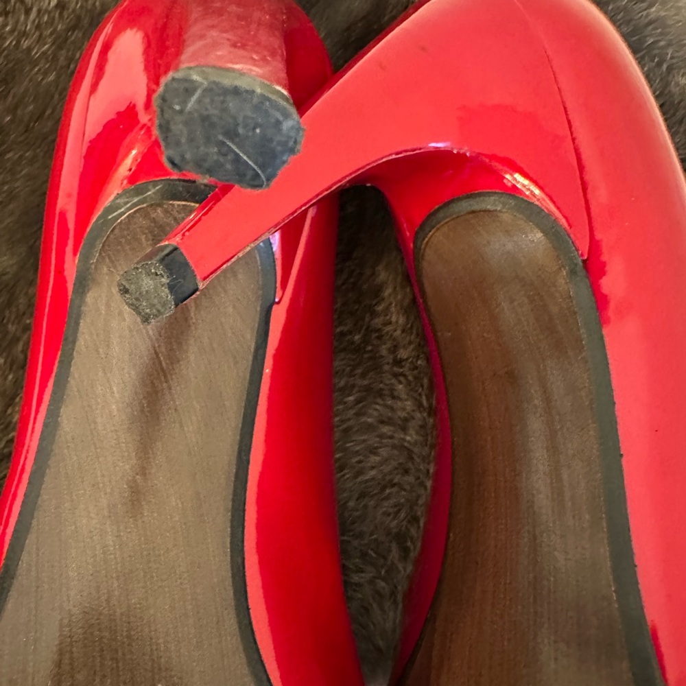 STUART WEITZMAN CHERRY RED HEELS, SIZE: 10 M - Picture 9 of 14